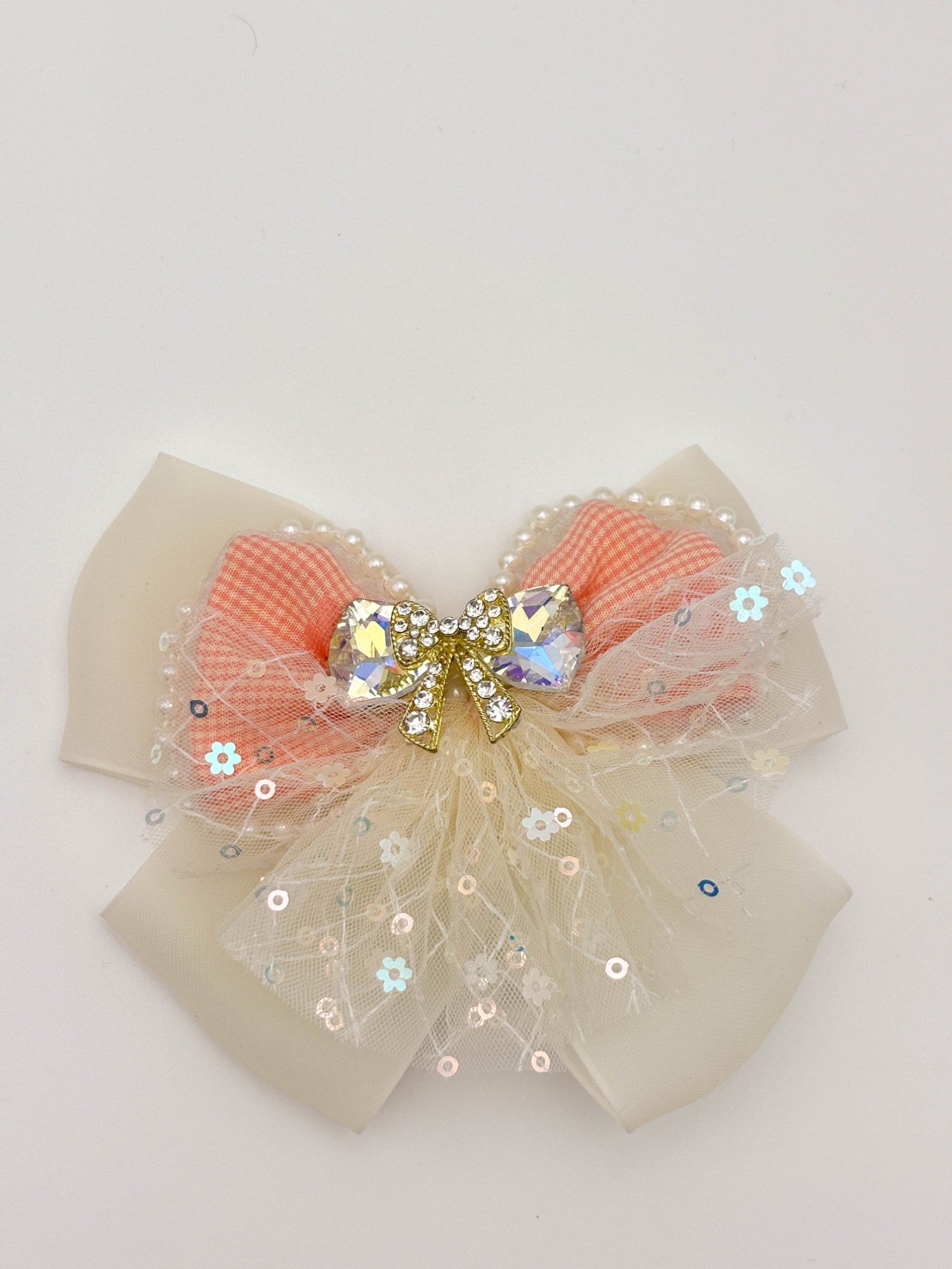 Pearl Bow Hair Claw Clip