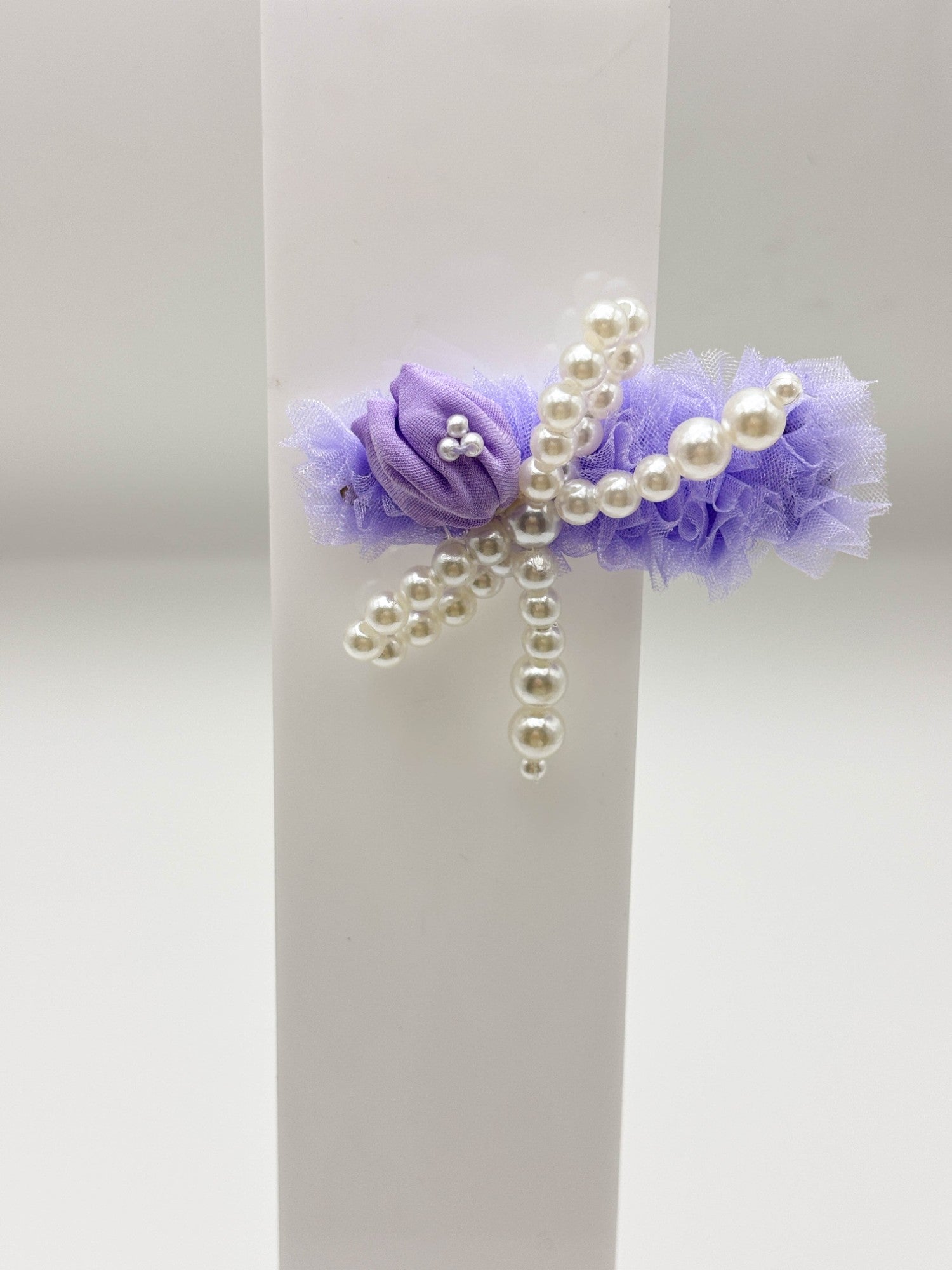 Pearl Cross Hair Clip