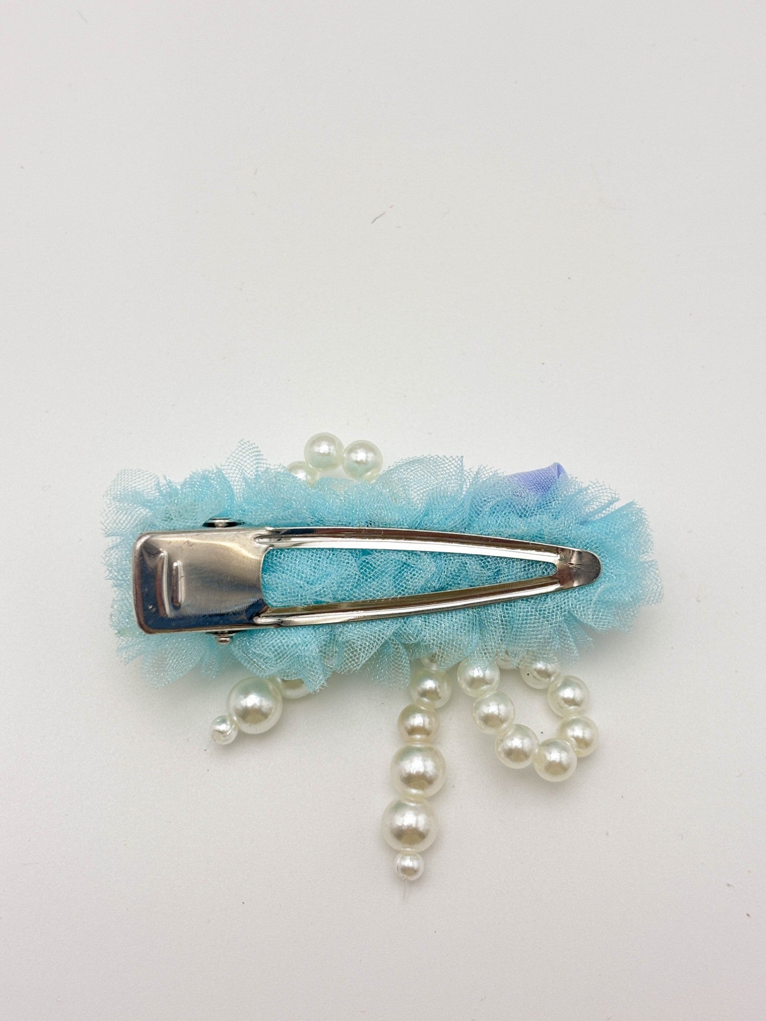 Pearl Cross Hair Clip