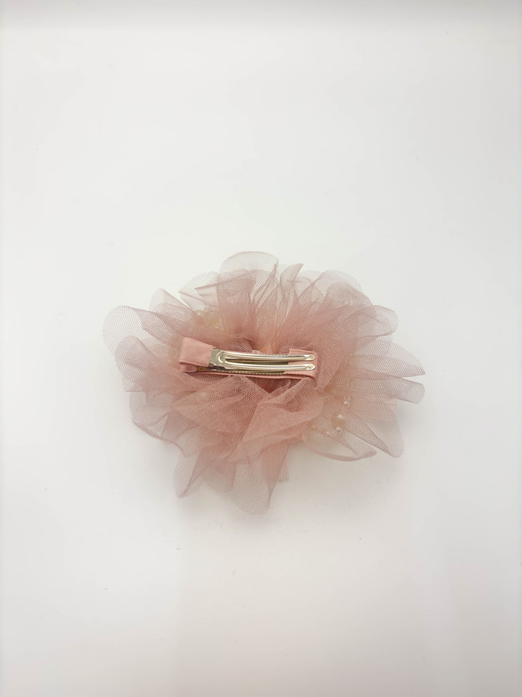 Blush Pearl Tulle Hair Clip | Petite & Posh