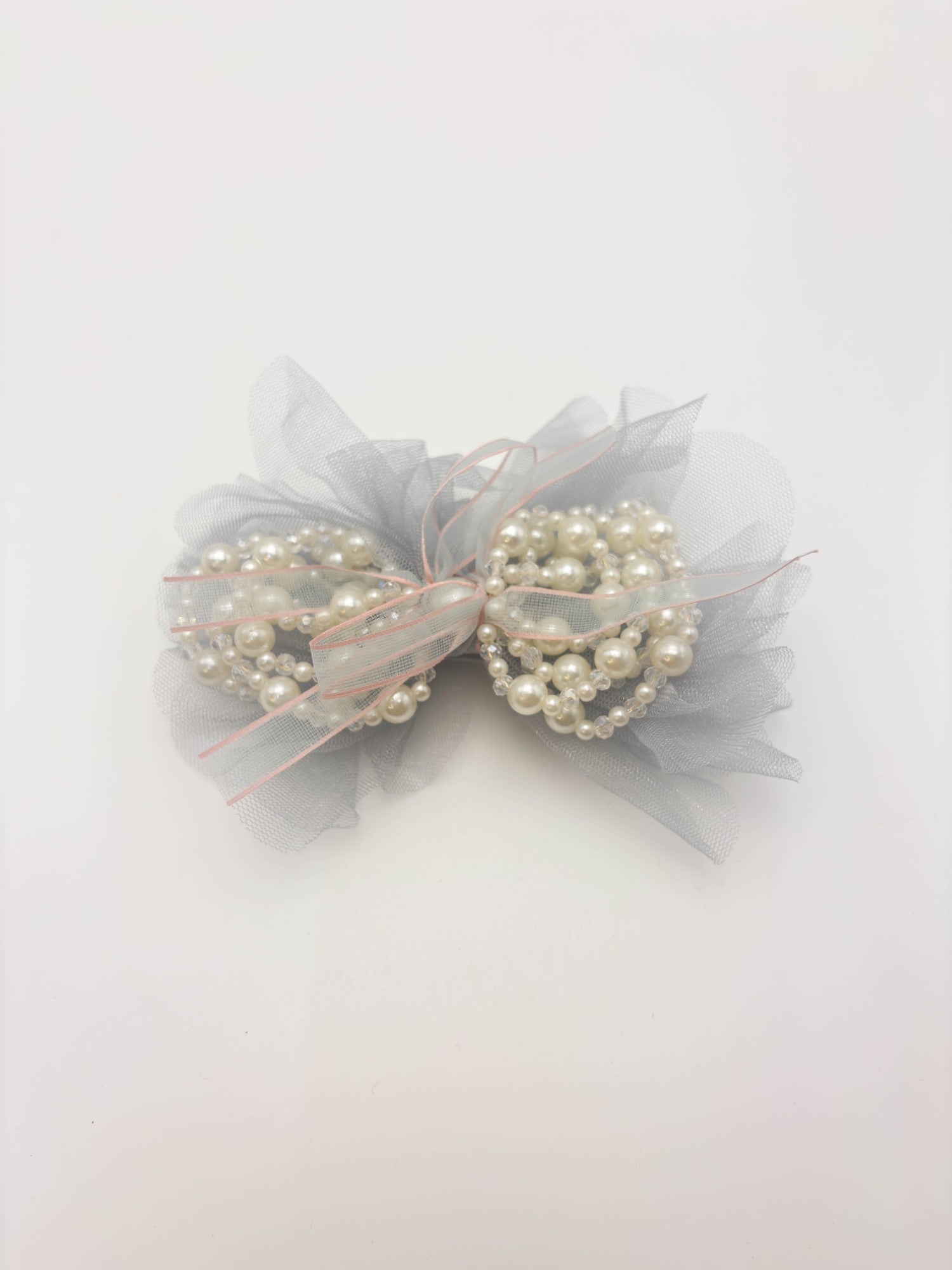 Blush Pearl Tulle Hair Clip | Petite & Posh