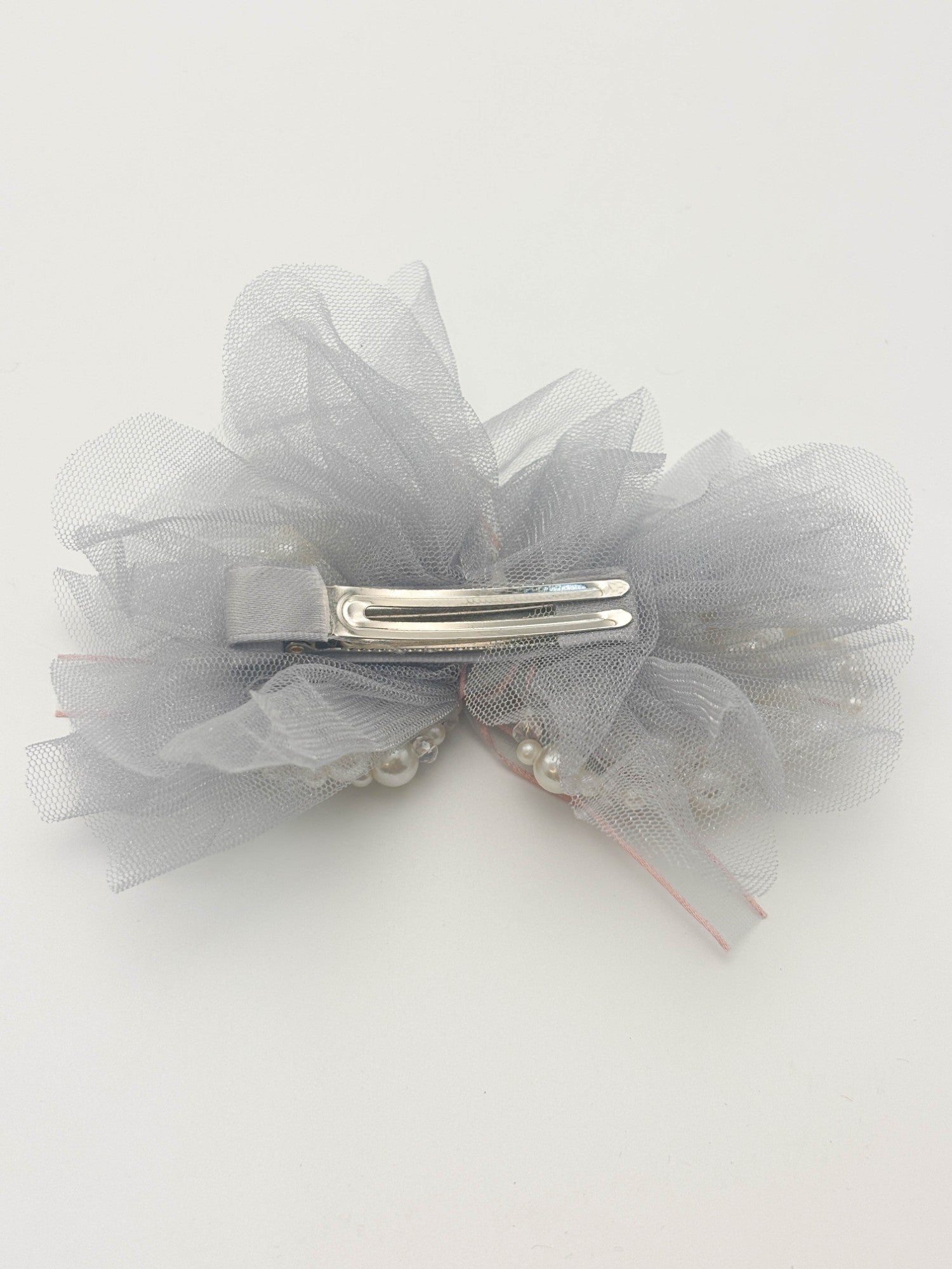 Blush Pearl Tulle Hair Clip | Petite & Posh
