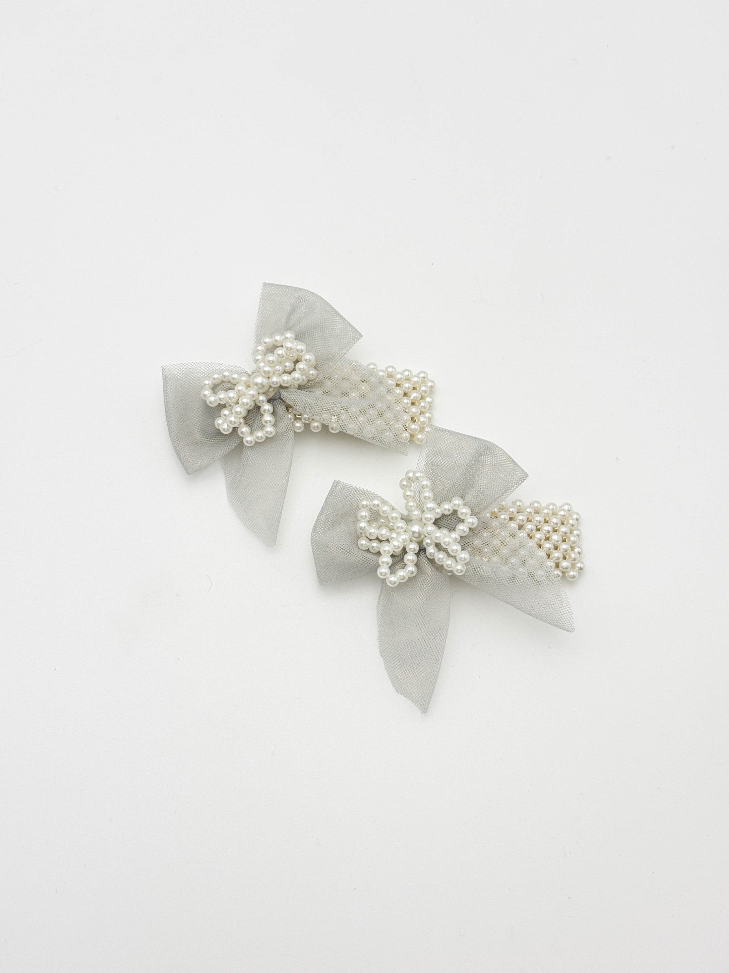Pearl Bow Hair Clip