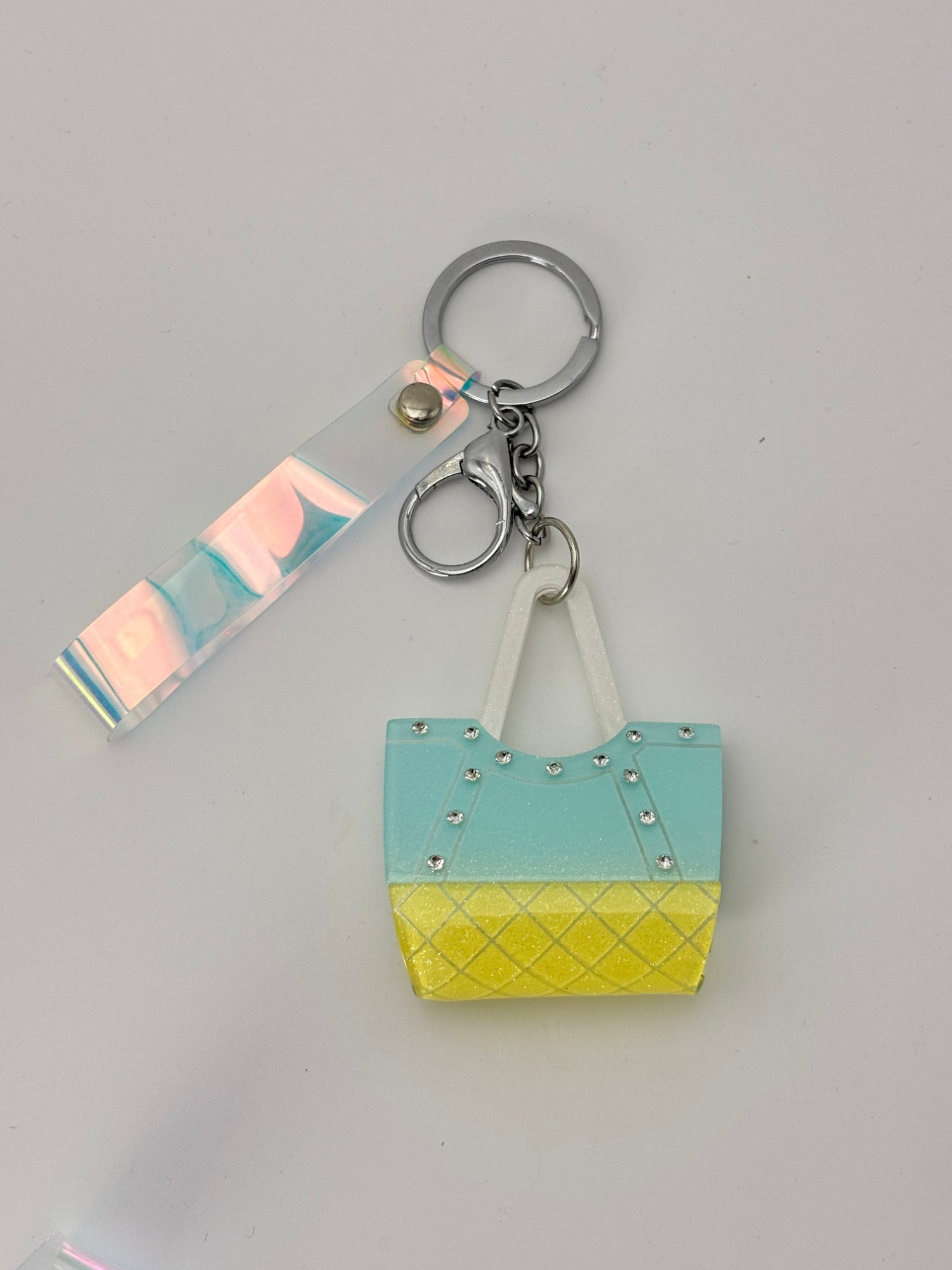 Mini Glitter Handbag Keychain – Cute Aesthetic Bag Charm
