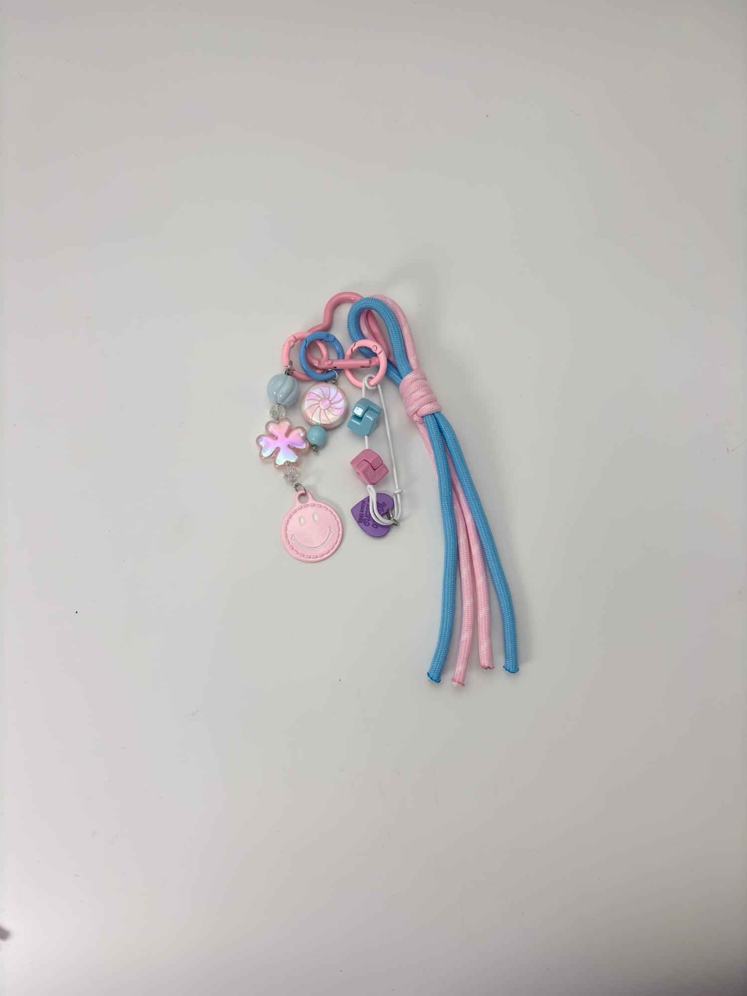 Pastel Charm Tassel Keychain – Cute Smiley & Clover Bag Charm Lanyard