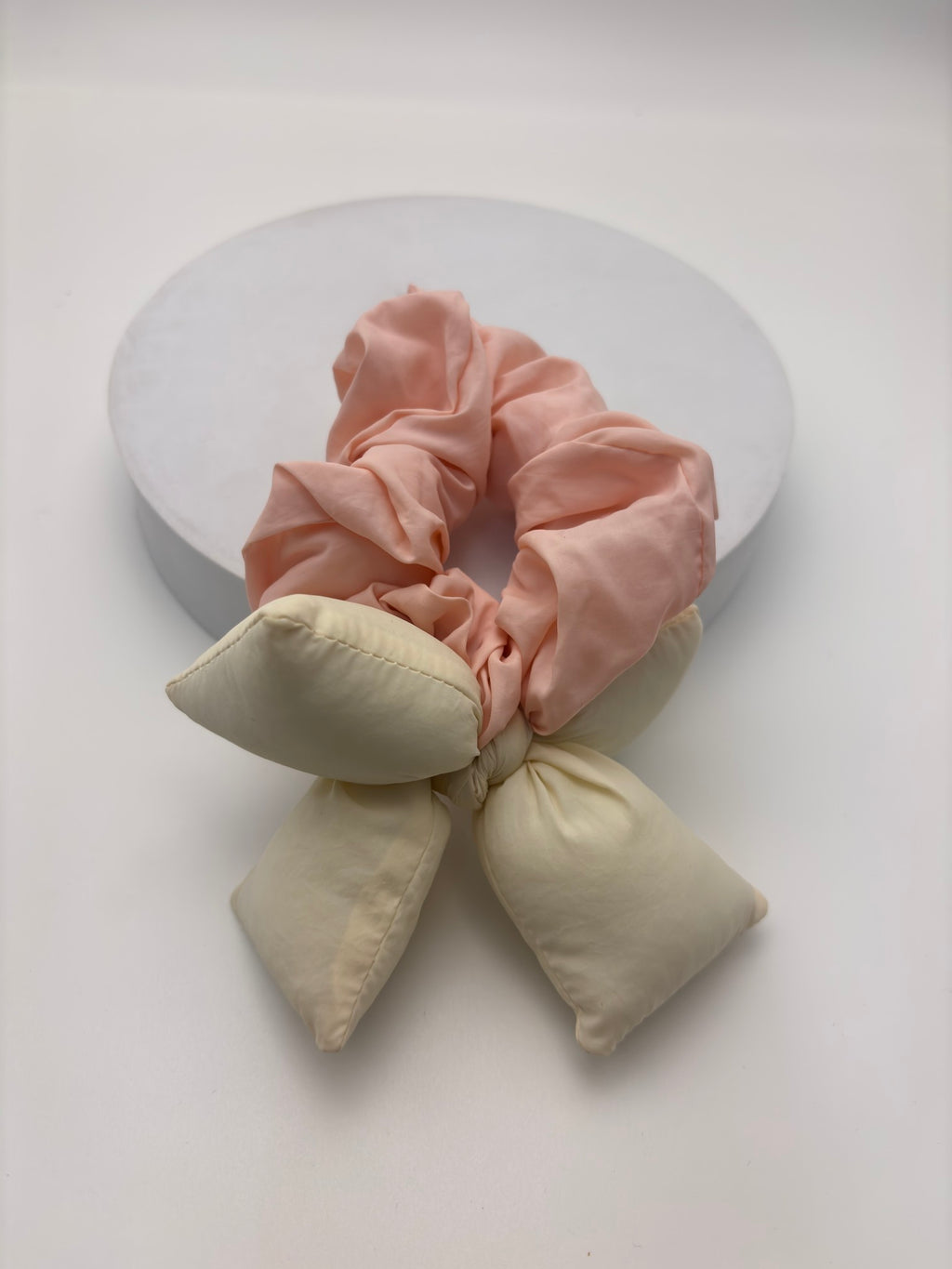 Oversized Bow Scrunchie