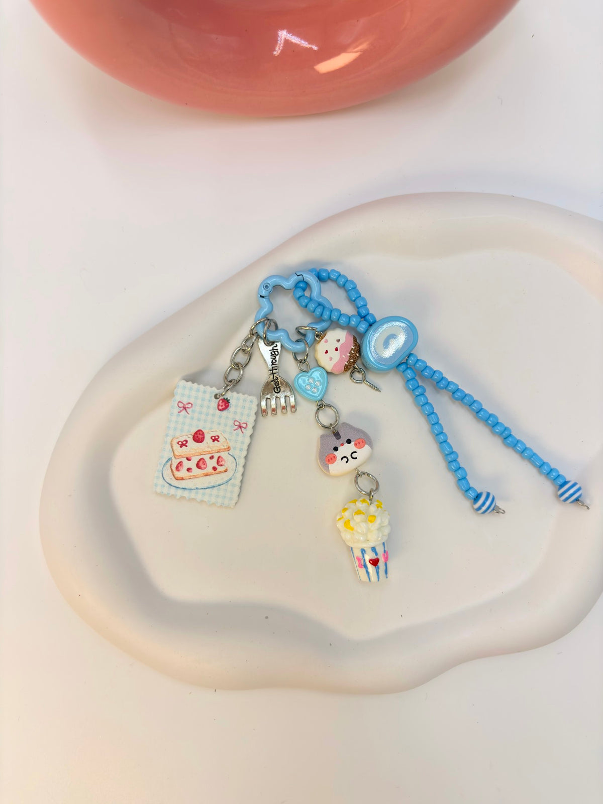 Cafe sweet-themed beaded bag charm keychain