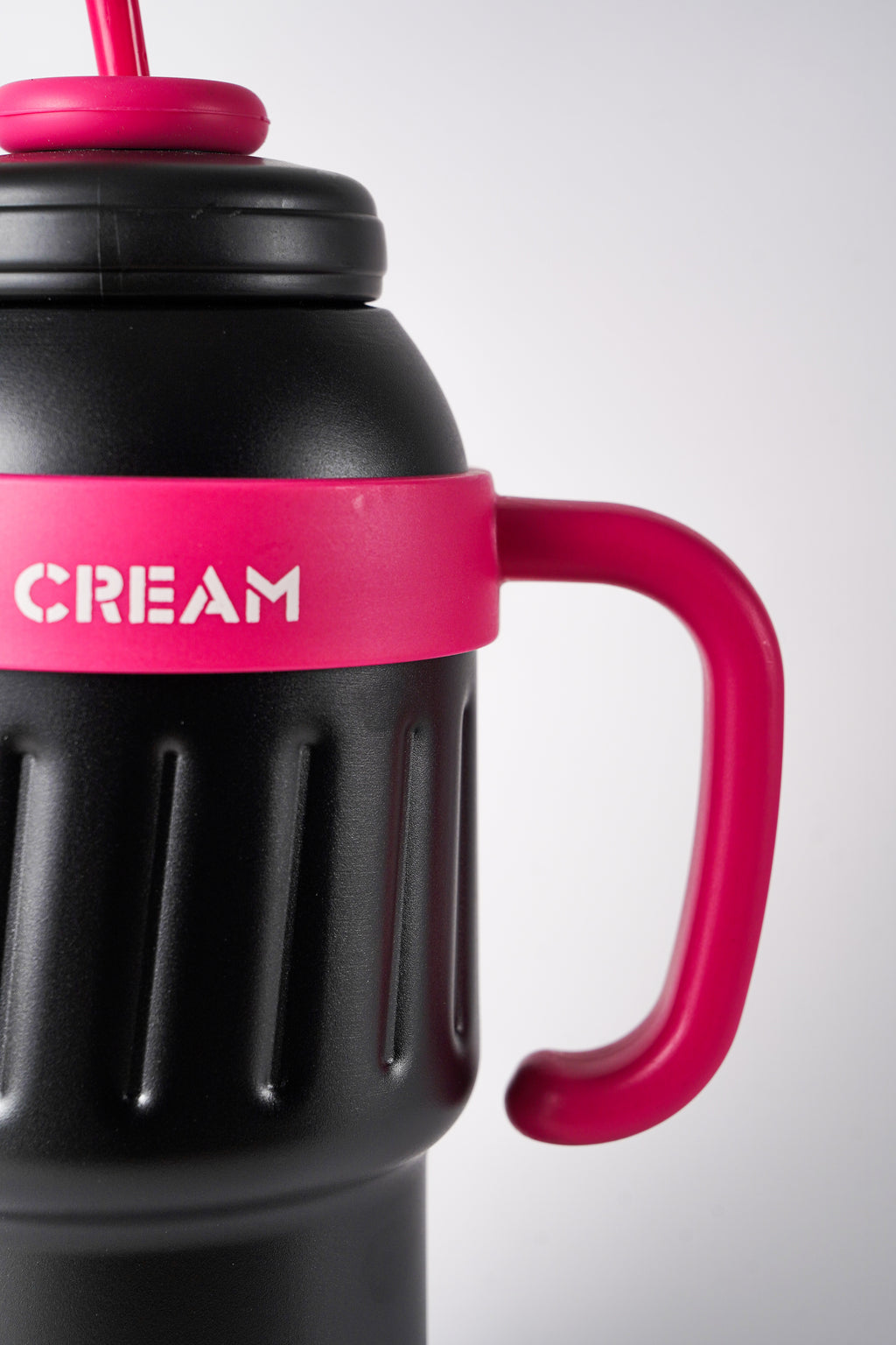 زجاجات آيس كريم صغيرة وأنيقة