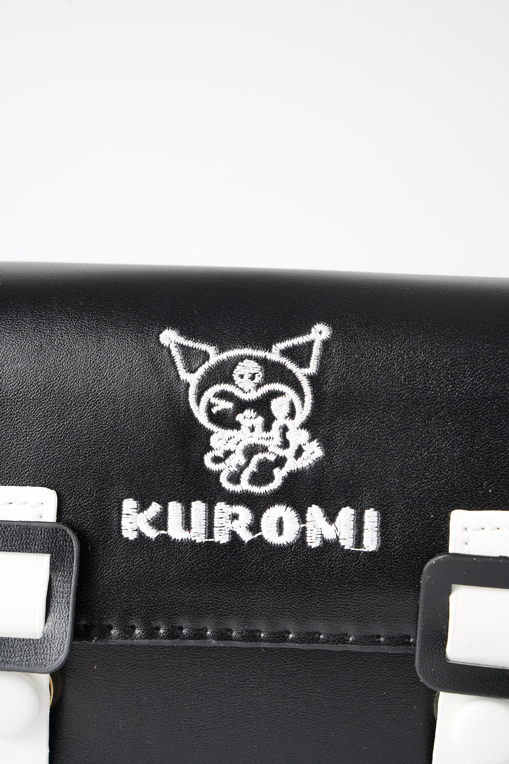 حقائب يد صغيرة أنيقة وصغيرة