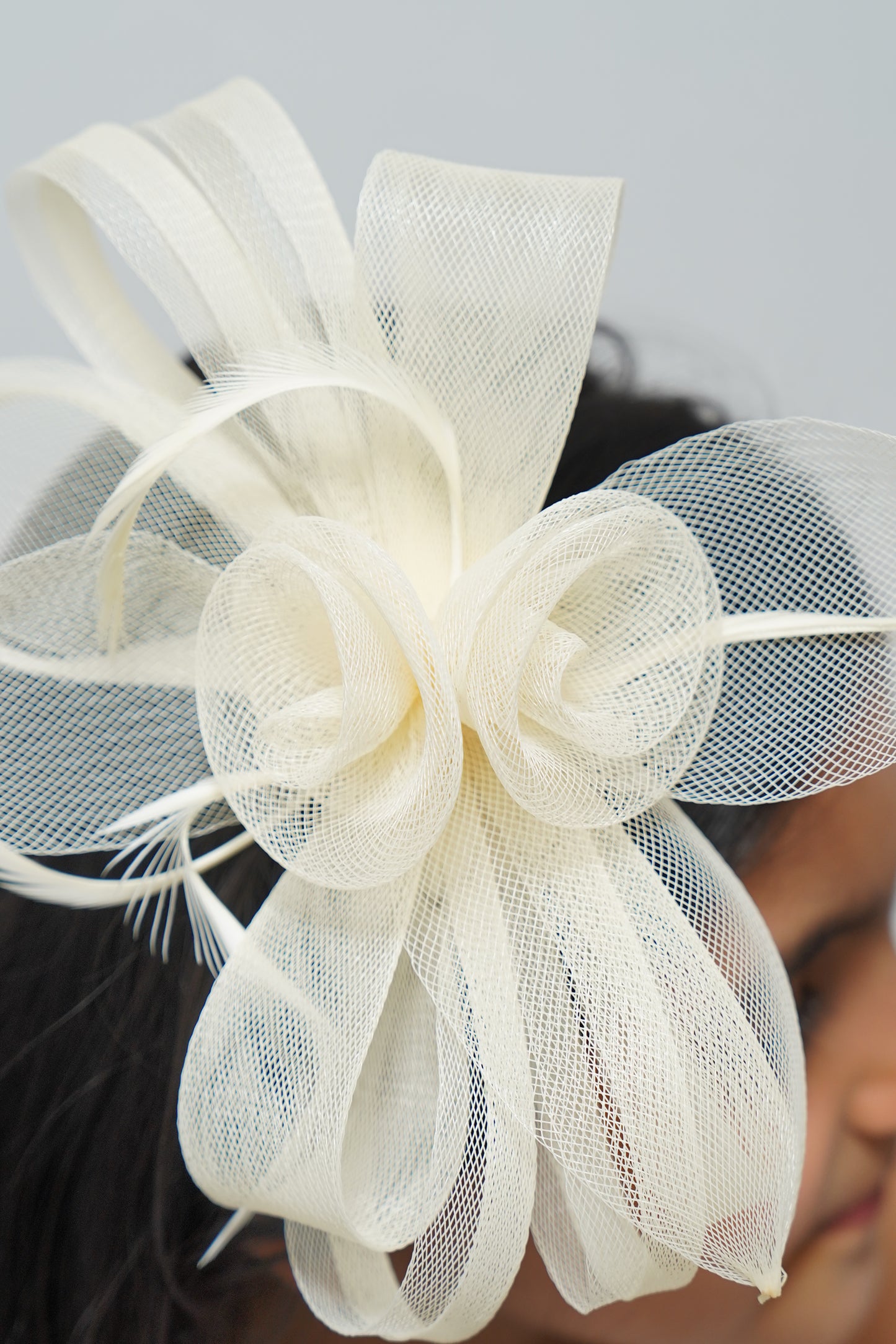 Elegant Mesh Rose Hair Fascinator