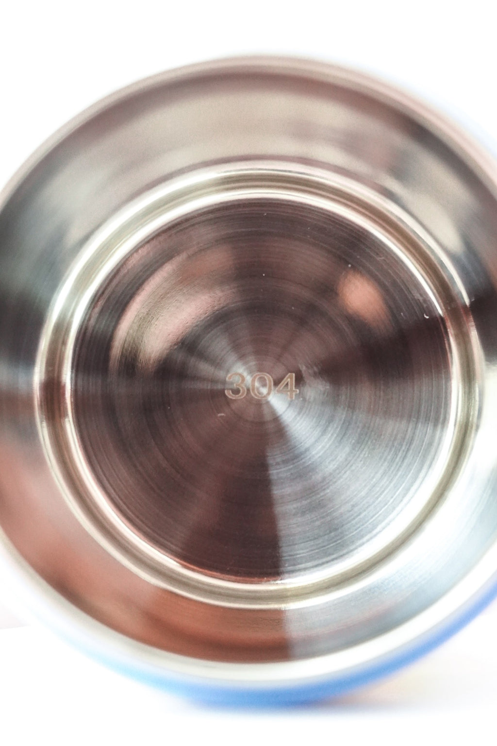 زجاجة مياه صغيرة وأنيقة على شكل دب باندا بني مع حزام