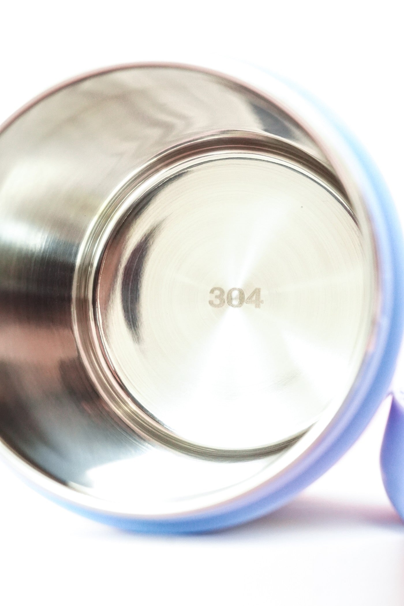 زجاجة مياه صغيرة وأنيقة على شكل دب باندا بني مع حزام