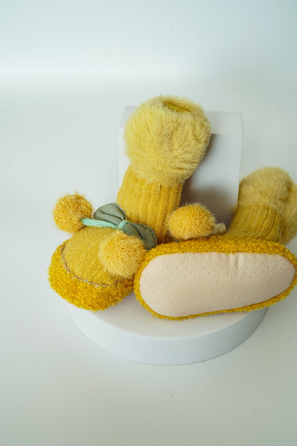 Baby Pom Pom Winter Booties