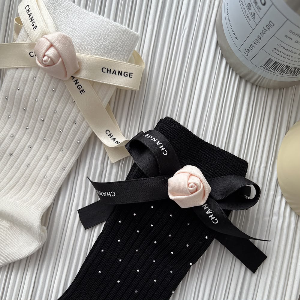 White ribbed socks with Rose and Bow