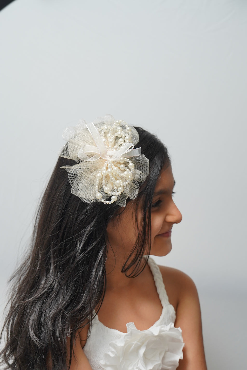 Elegant Tulle Hair Clip with Pearl Loops & Ribbon Bow Party & Wedding Hair Accessory