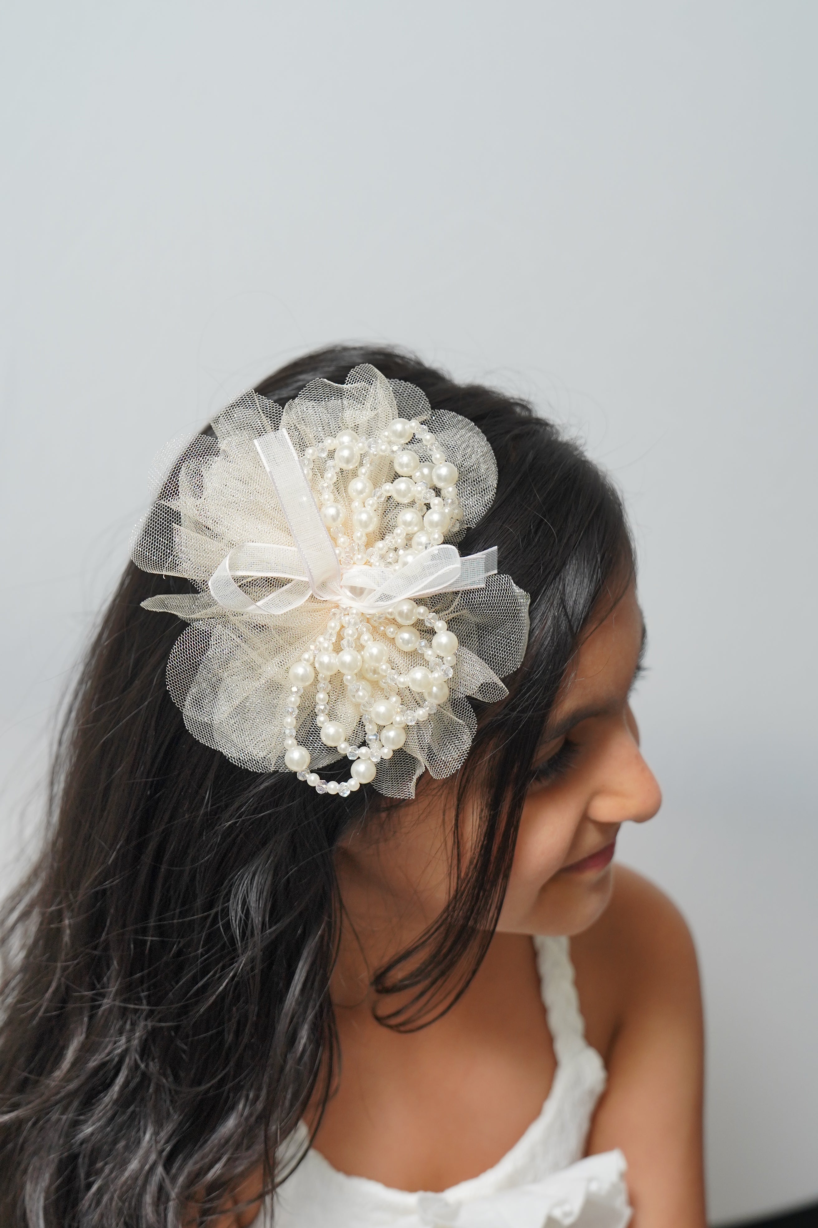 Elegant Tulle Hair Clip with Pearl Loops & Ribbon Bow Party & Wedding Hair Accessory