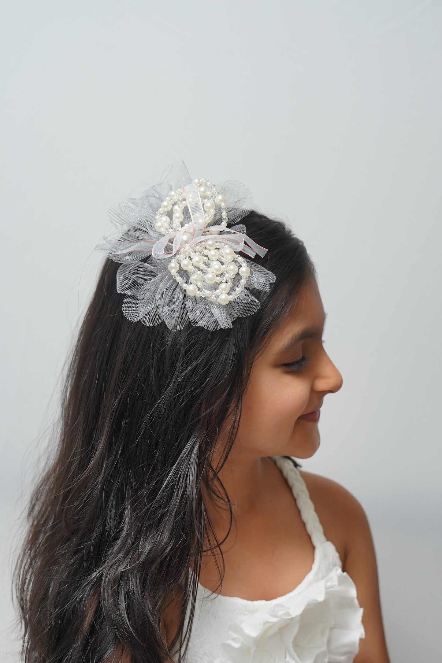 Elegant Tulle Hair Clip with Pearl Loops & Ribbon Bow Party & Wedding Hair Accessory