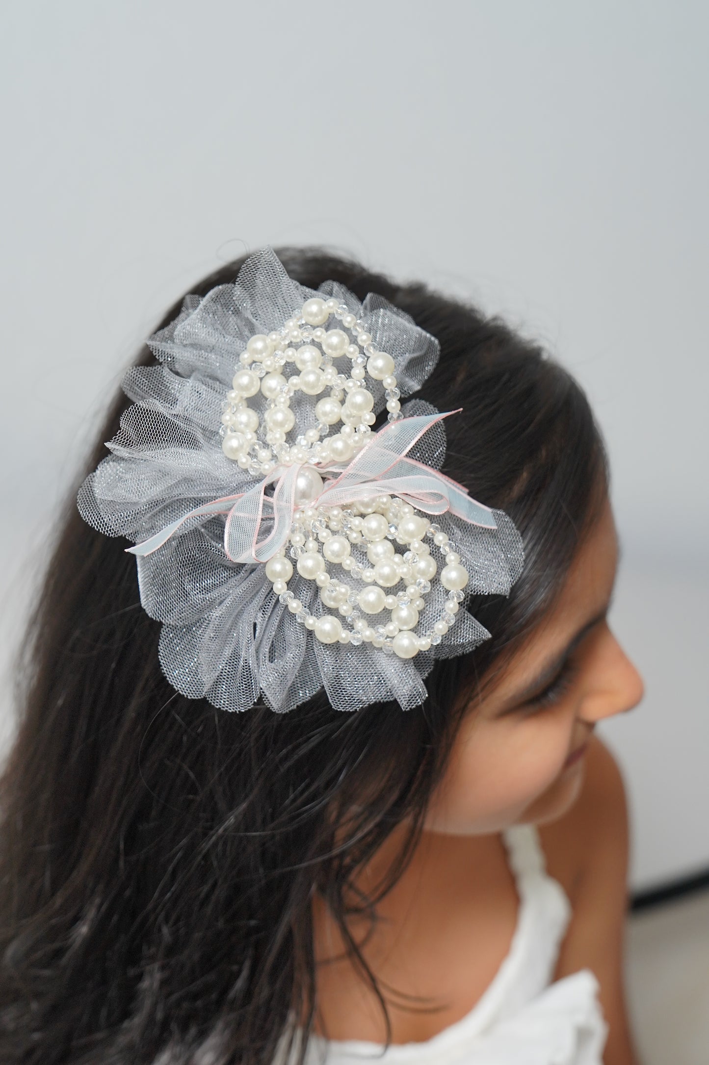 Elegant Tulle Hair Clip with Pearl Loops & Ribbon Bow Party & Wedding Hair Accessory
