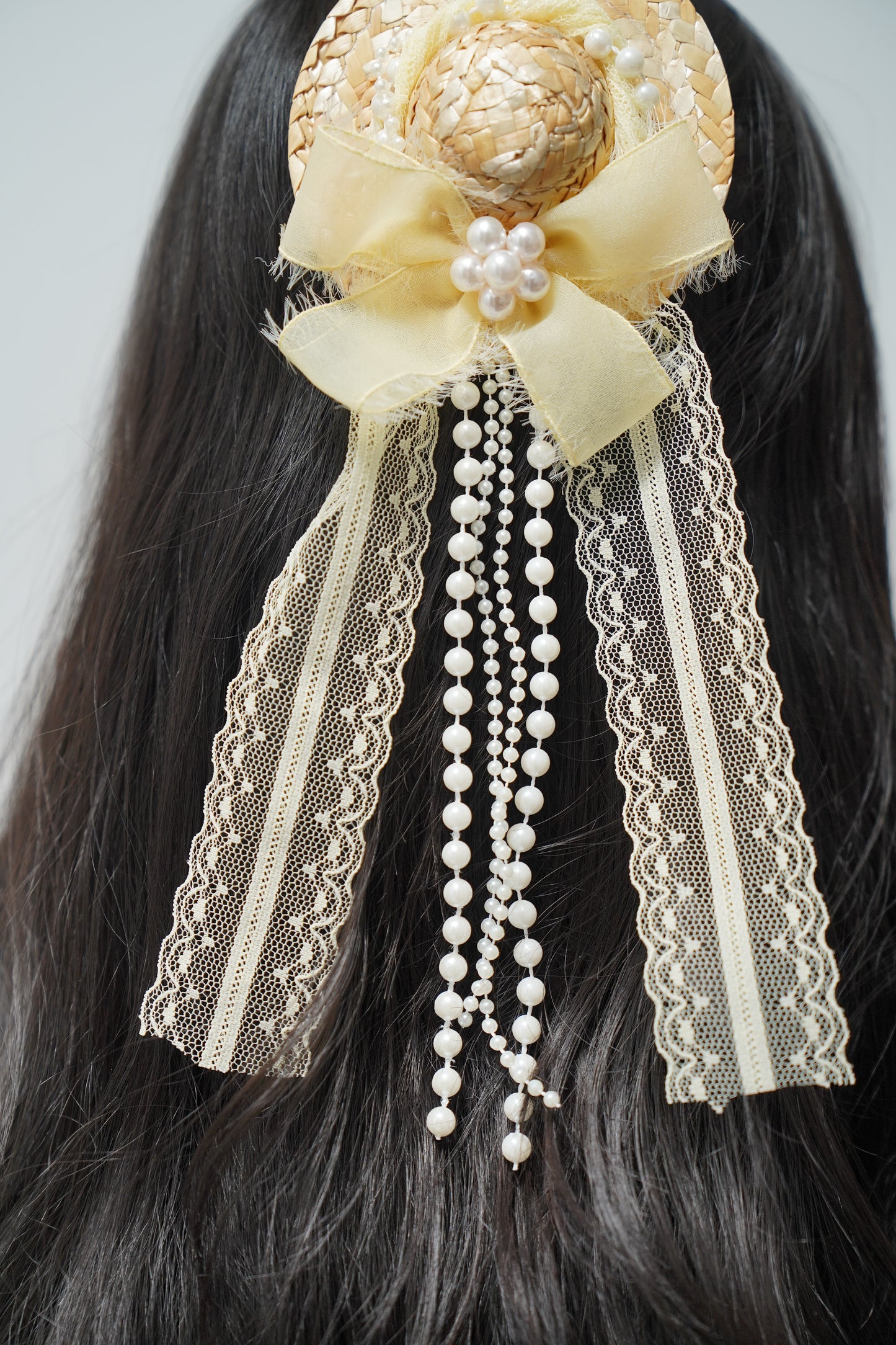 Vintage Mini Straw Hat Hair Clip with Lace, Pearls & Bow Cute Retro Hair Accessory